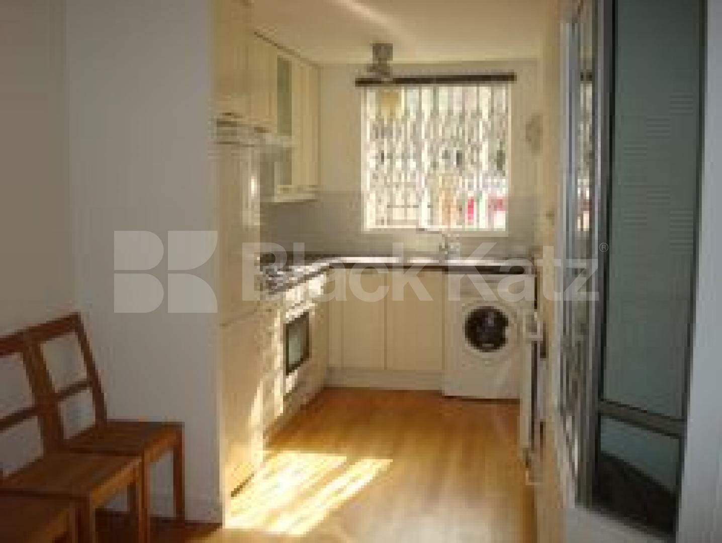 			New Instruciton, 1 Bedroom, 1 bath, 1 reception Flat			 Asburn Grove, BELSIZE PARK